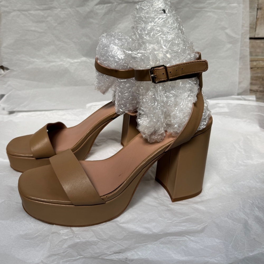Nordstrom Noanita 8.5 nude block heels